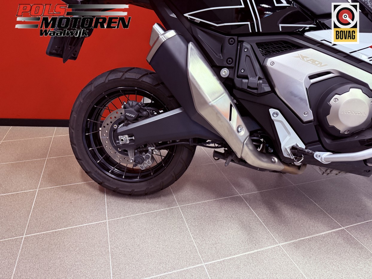 HONDA ADV 750 P