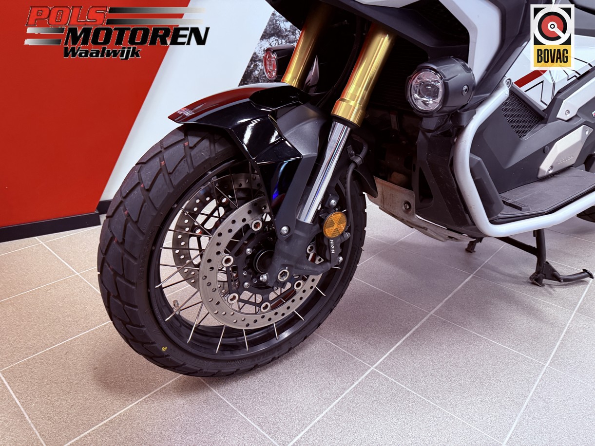 HONDA ADV 750 P