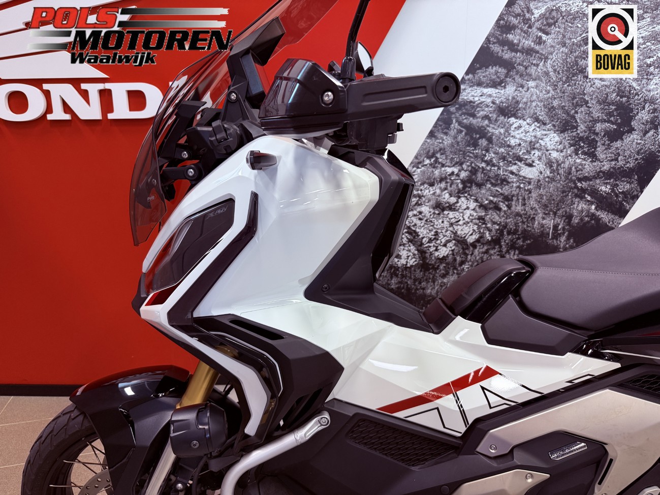 HONDA ADV 750 P