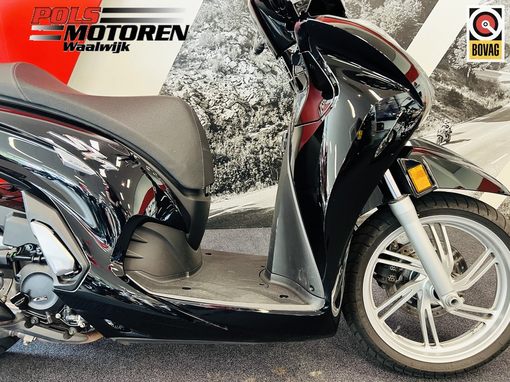 HONDA - SH 350 AM (incl. Topbox)
