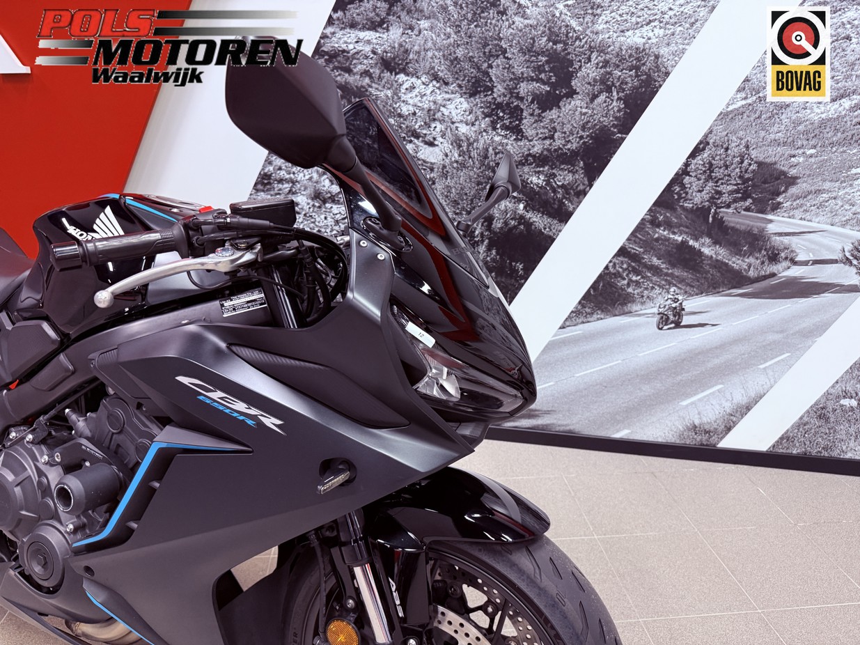 HONDA CBR 650 RAP