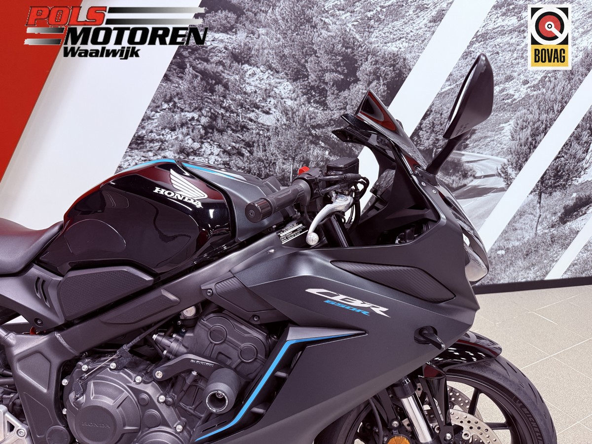 HONDA CBR 650 RAP
