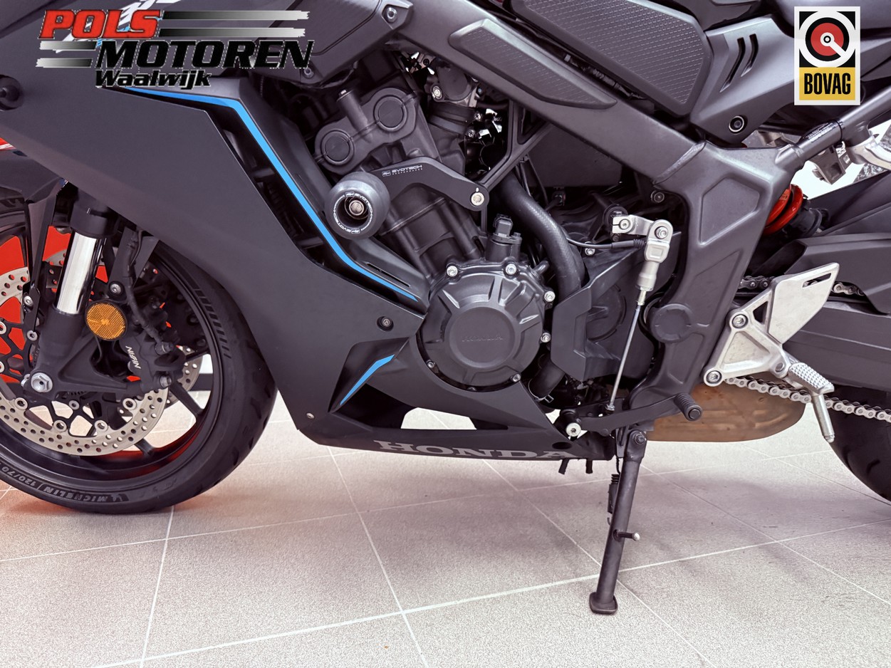 HONDA CBR 650 RAP