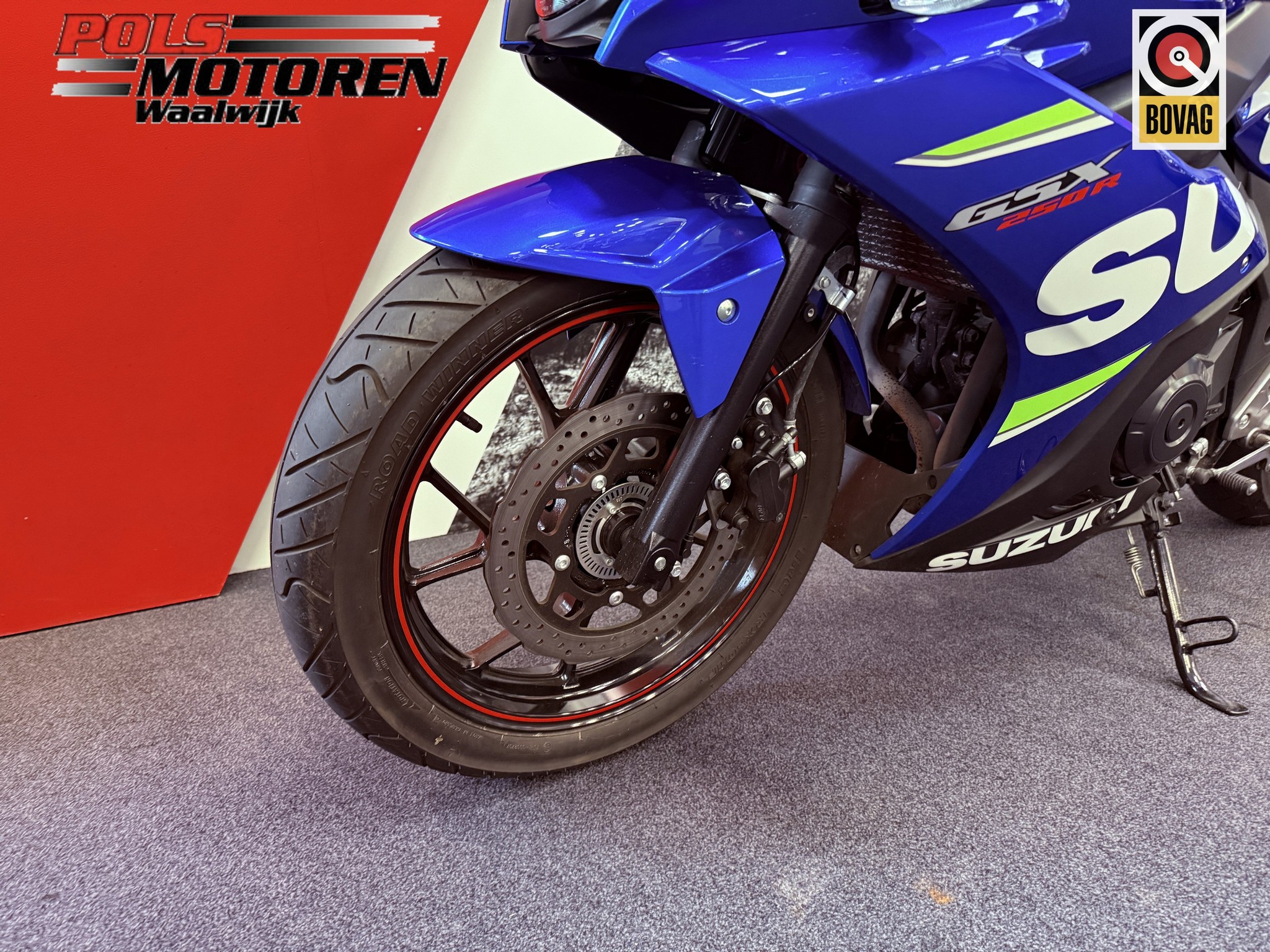 SUZUKI GSX R 250