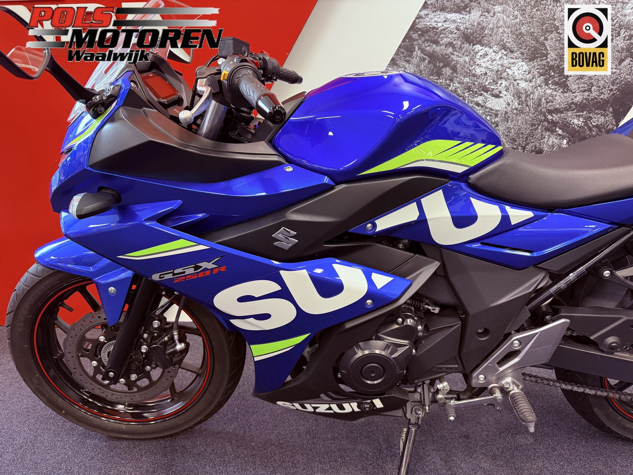 SUZUKI GSX R 250