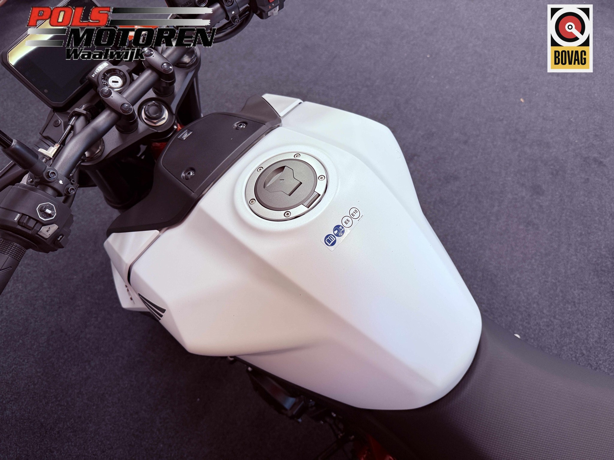 HONDA - CB 750 AS Hornet