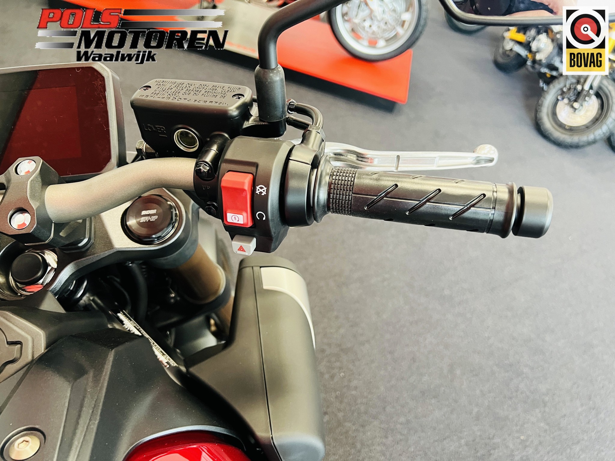 HONDA CB 650 RACR E-Clutch DEMO