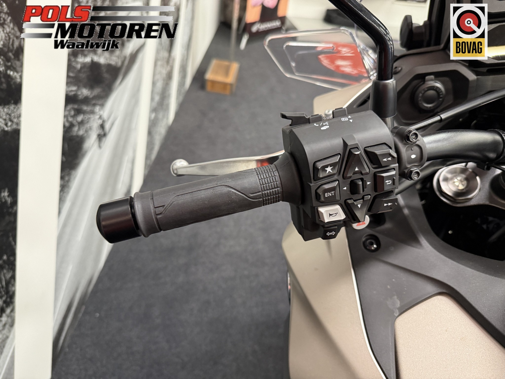 HONDA - NT 1100 AS