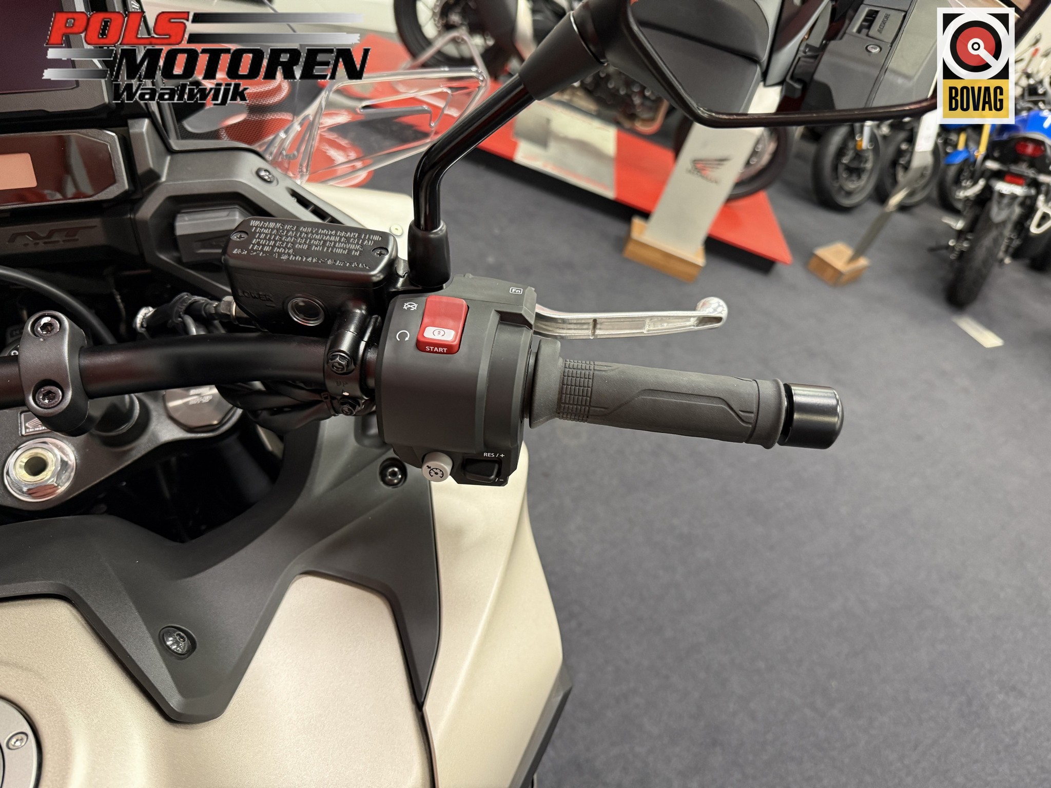 HONDA - NT 1100 AS