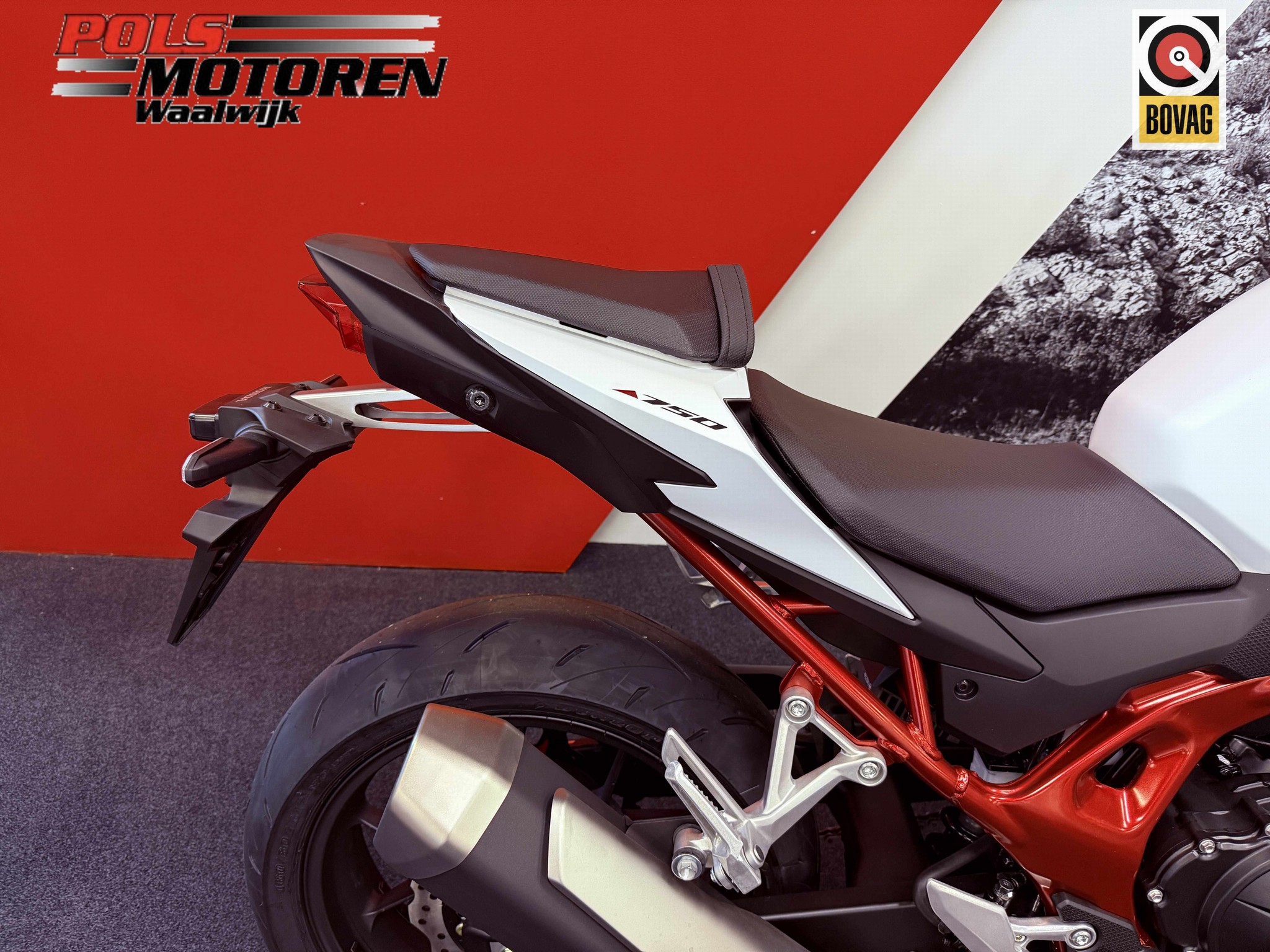 HONDA - CB 750 AS Hornet