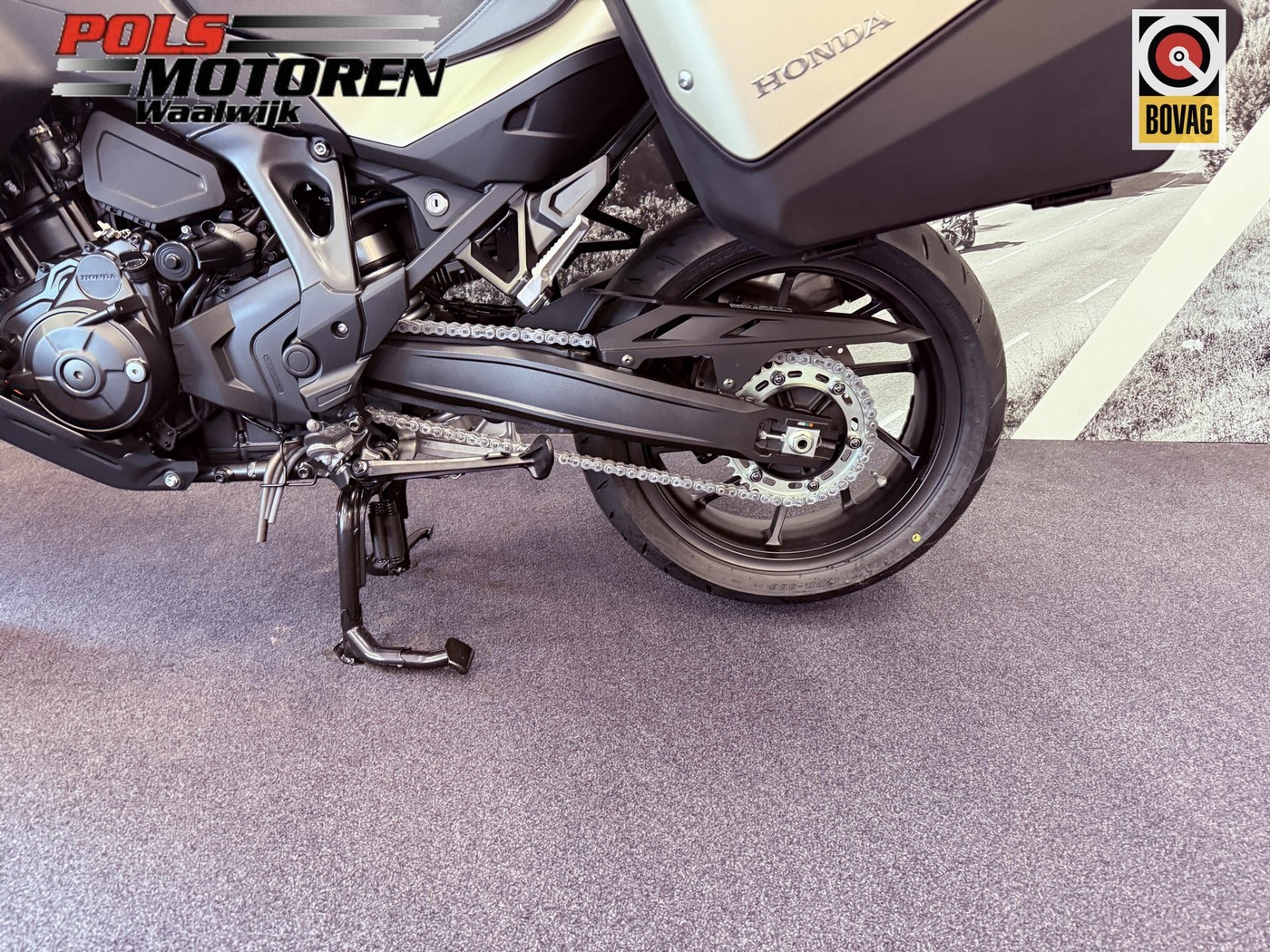 HONDA NT 1100 DES DCT - E-Suspension