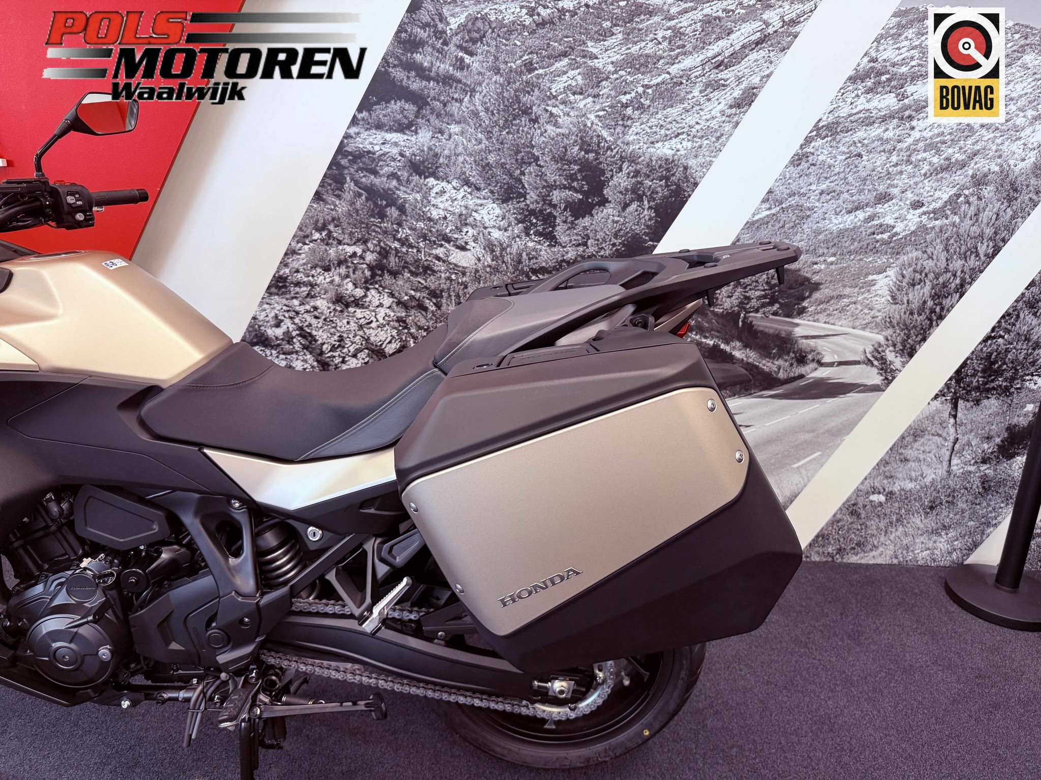 HONDA NT 1100 DES DCT - E-Suspension