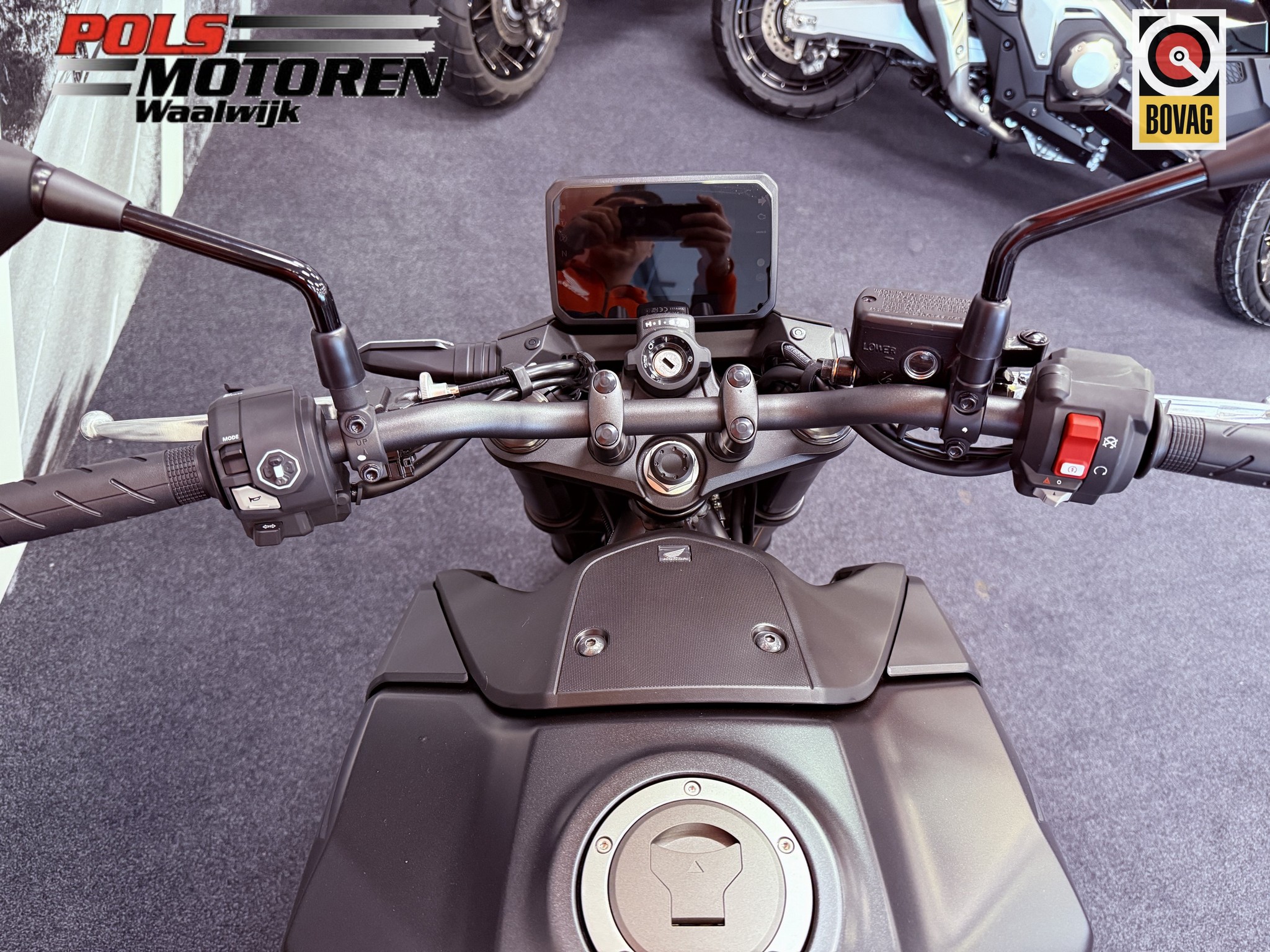 HONDA - CB 750 AS Hornet