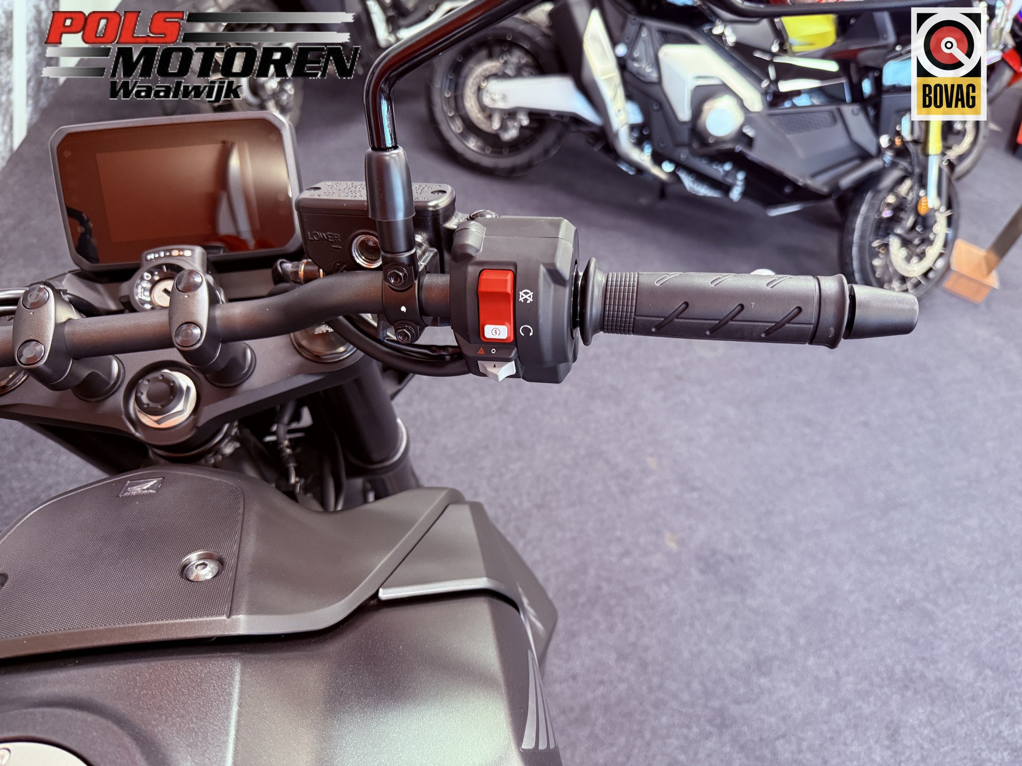 HONDA - CB 750 AS Hornet