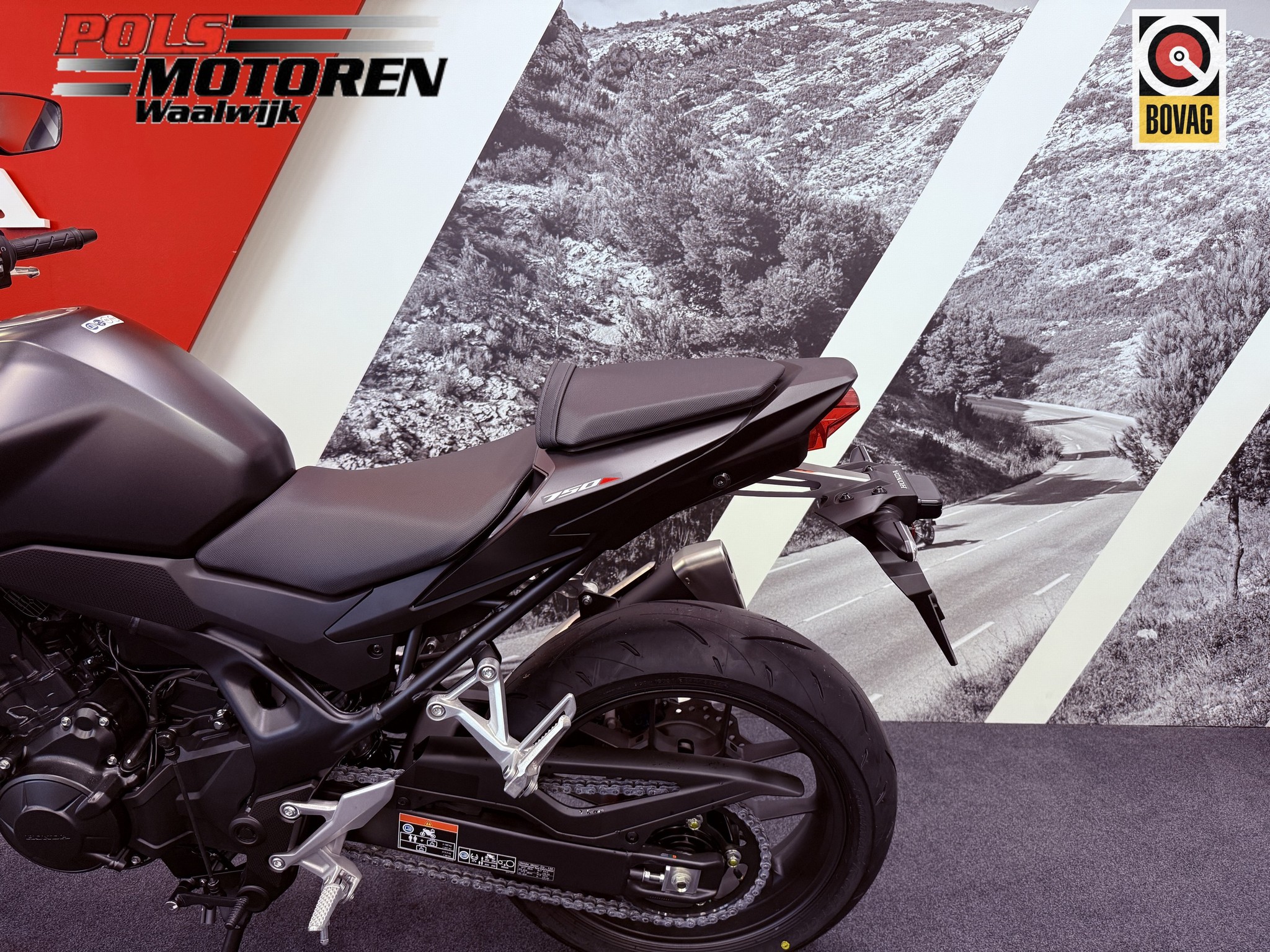 HONDA - CB 750 AS Hornet