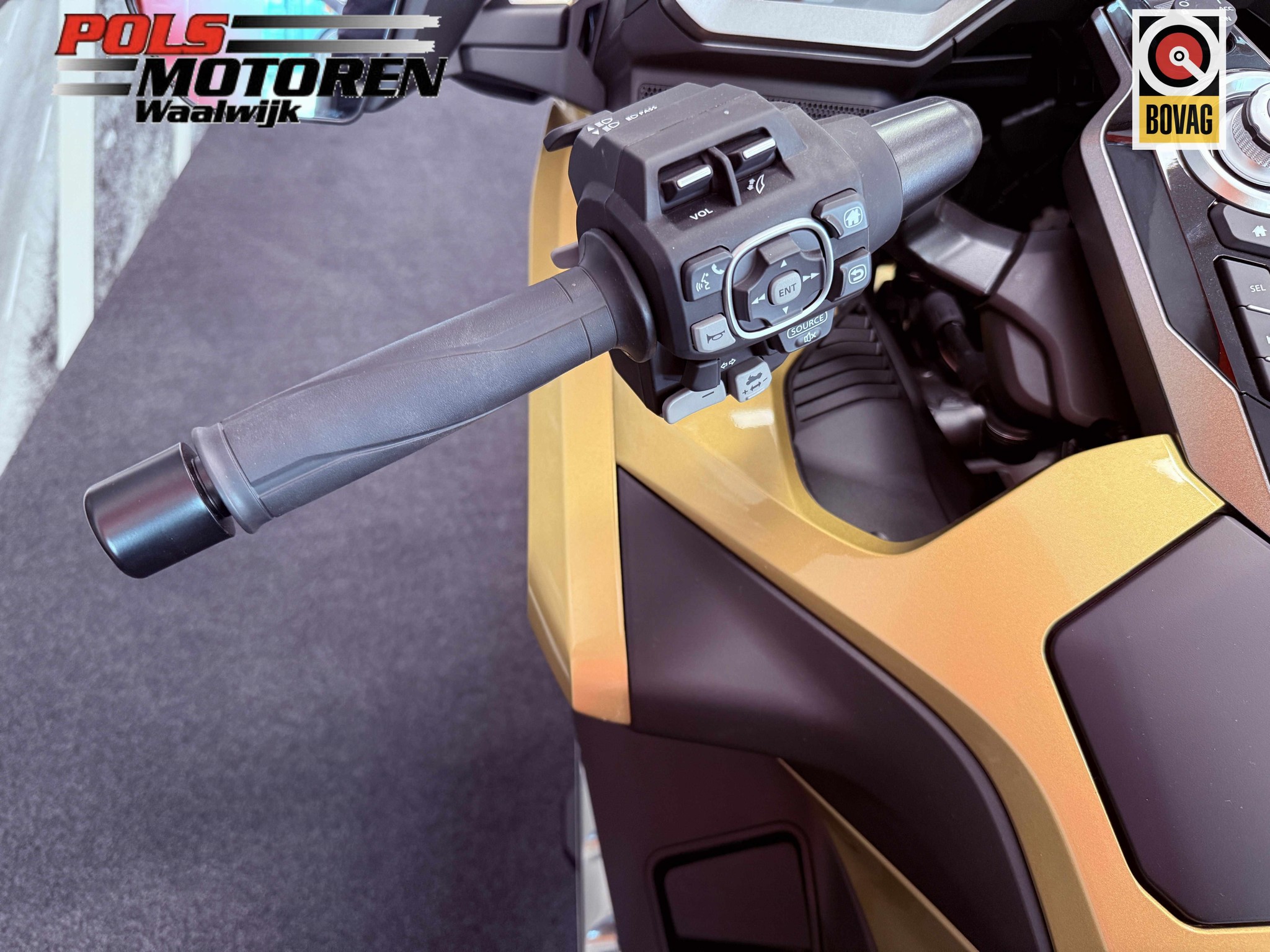 HONDA GL 1800 DAS Goldwing Tour Delu