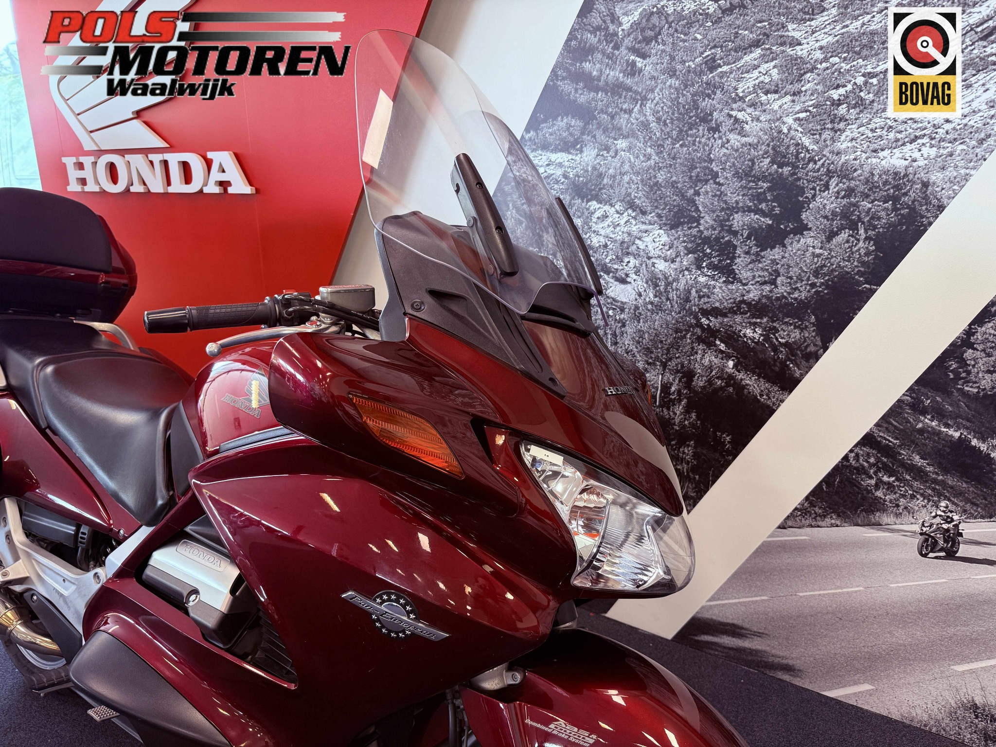 HONDA ST 1300 A6