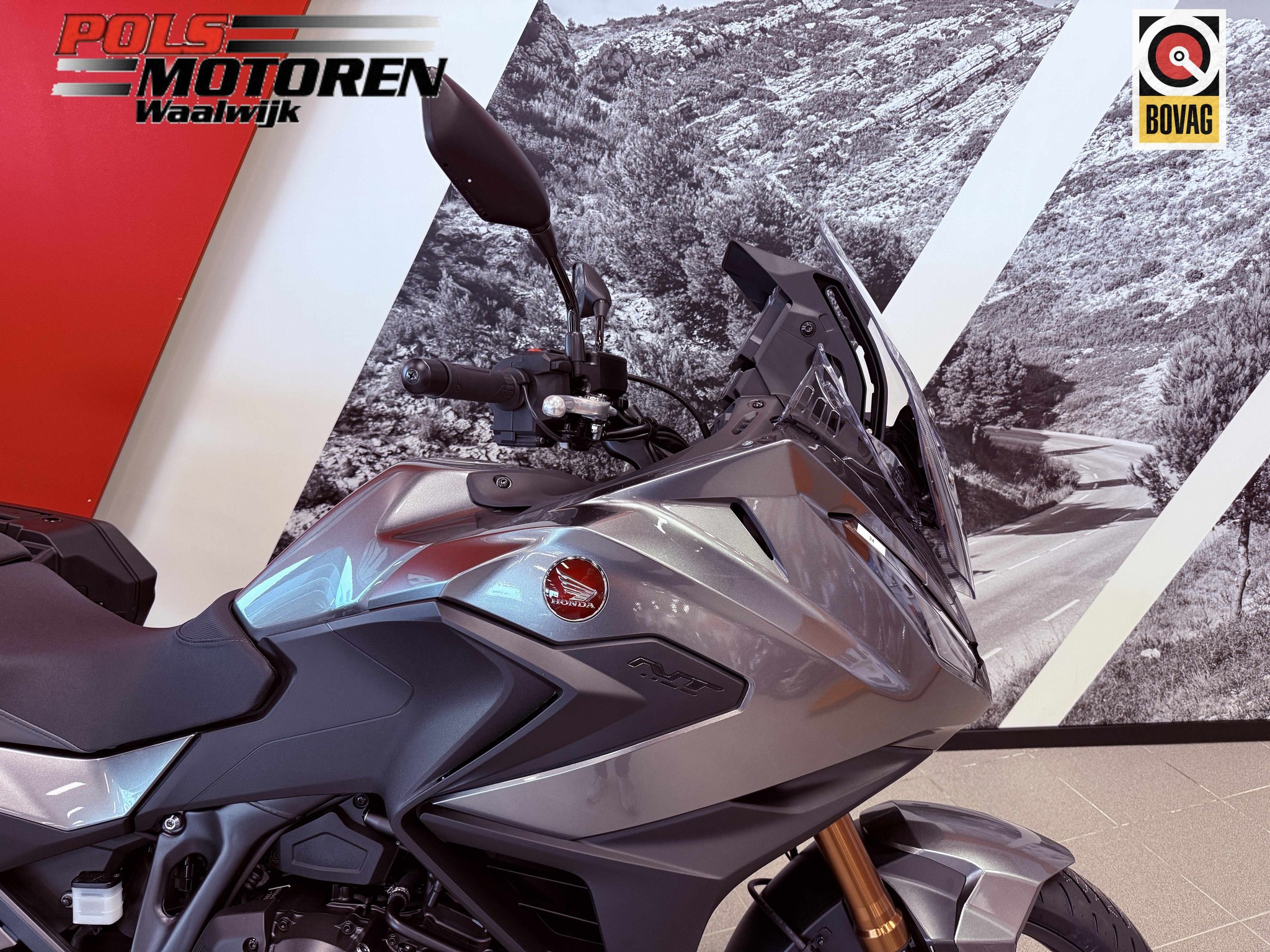 HONDA NT 1100 DET DCT - E-Suspension