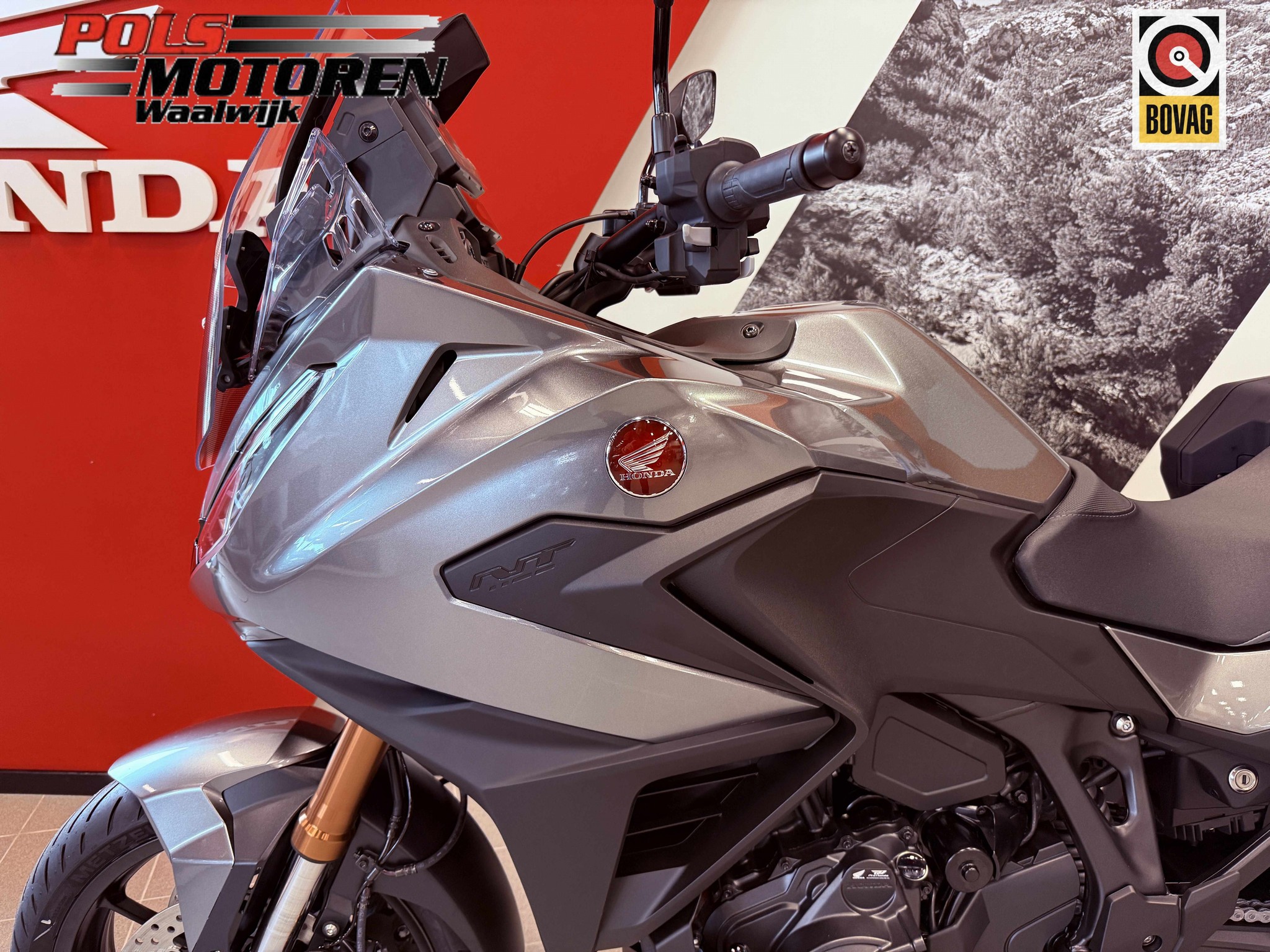 HONDA NT 1100 DET DCT - E-Suspension