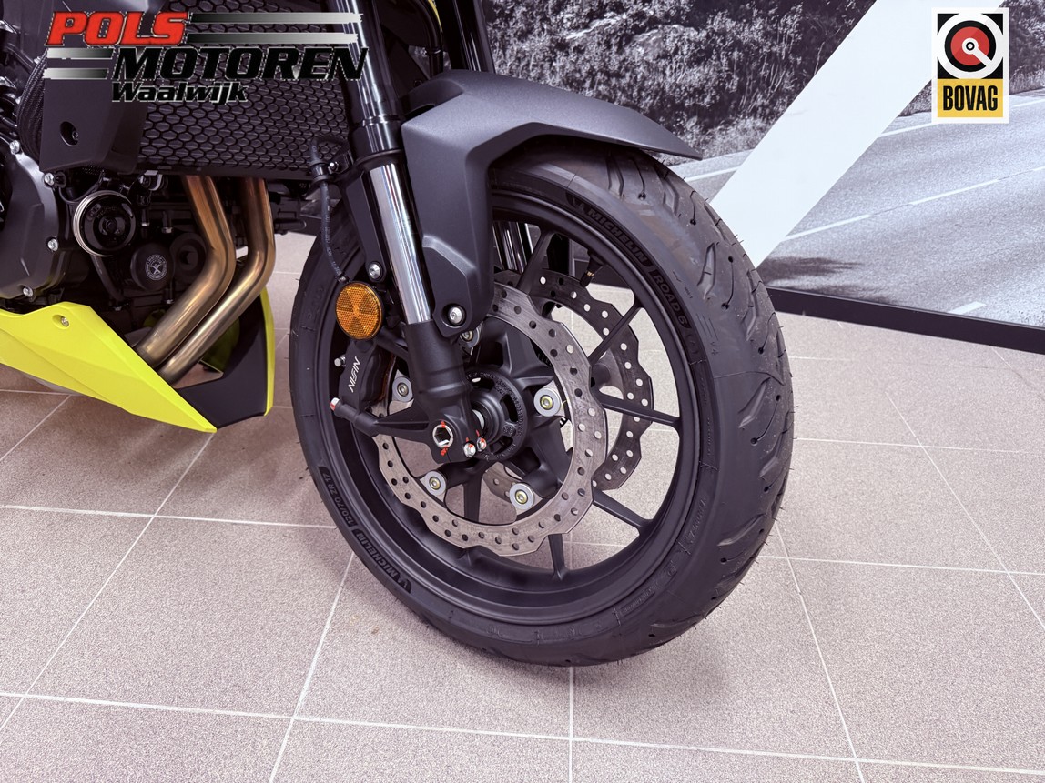 HONDA CB 750 ACT Hornet E-Clutch DEM