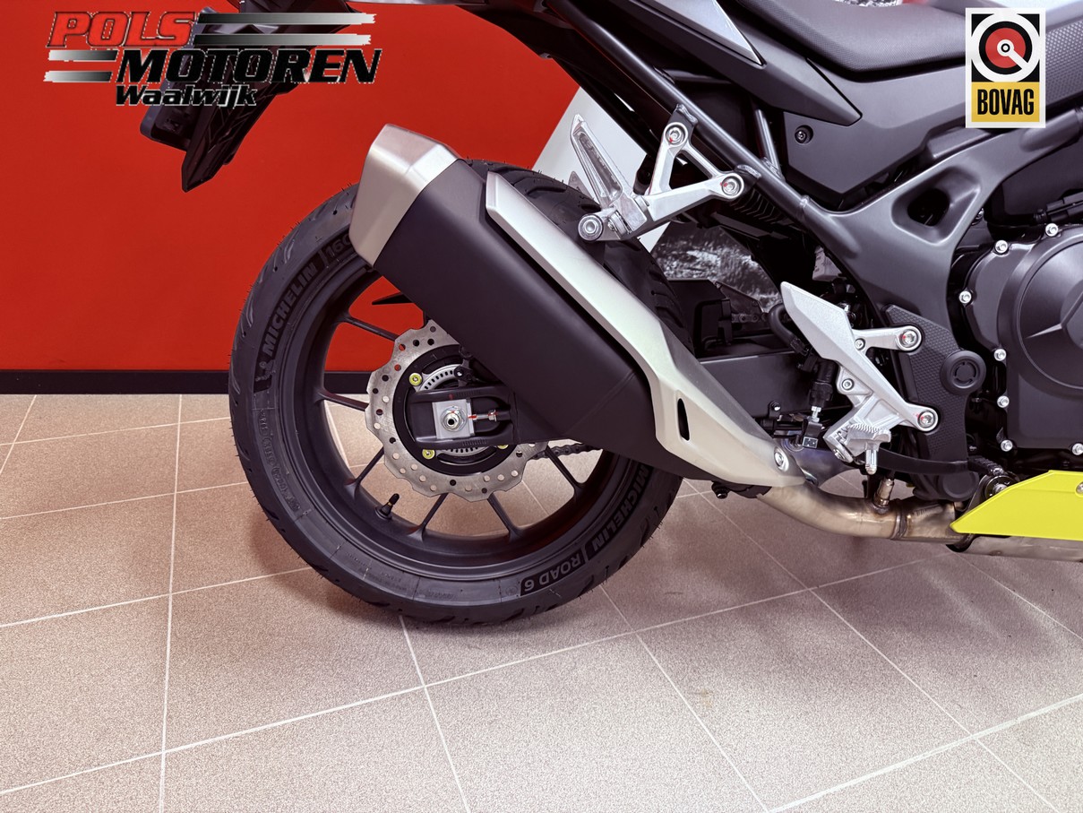 HONDA CB 750 ACT Hornet E-Clutch DEM