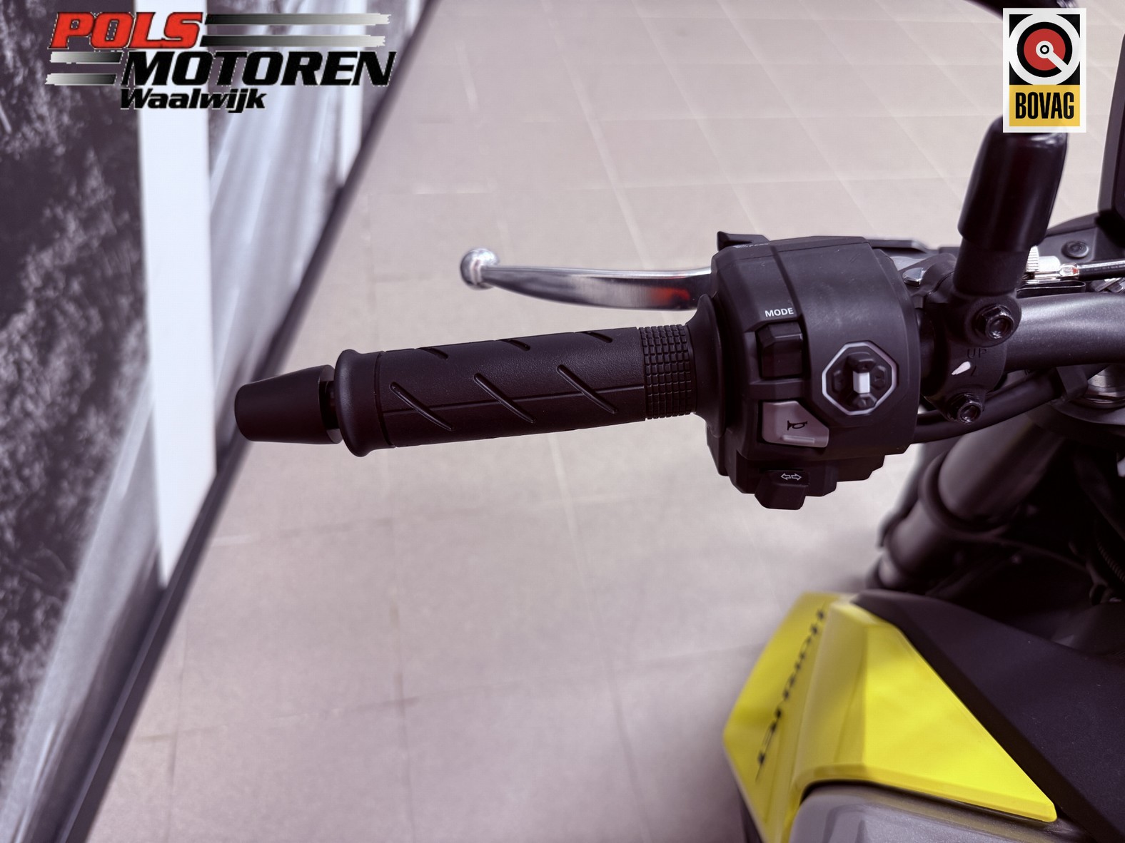 HONDA CB 750 ACT Hornet E-Clutch DEM