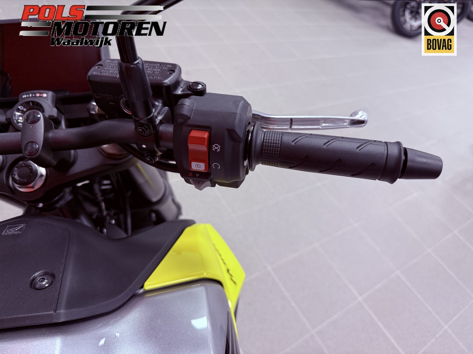 HONDA CB 750 ACT Hornet E-Clutch DEM