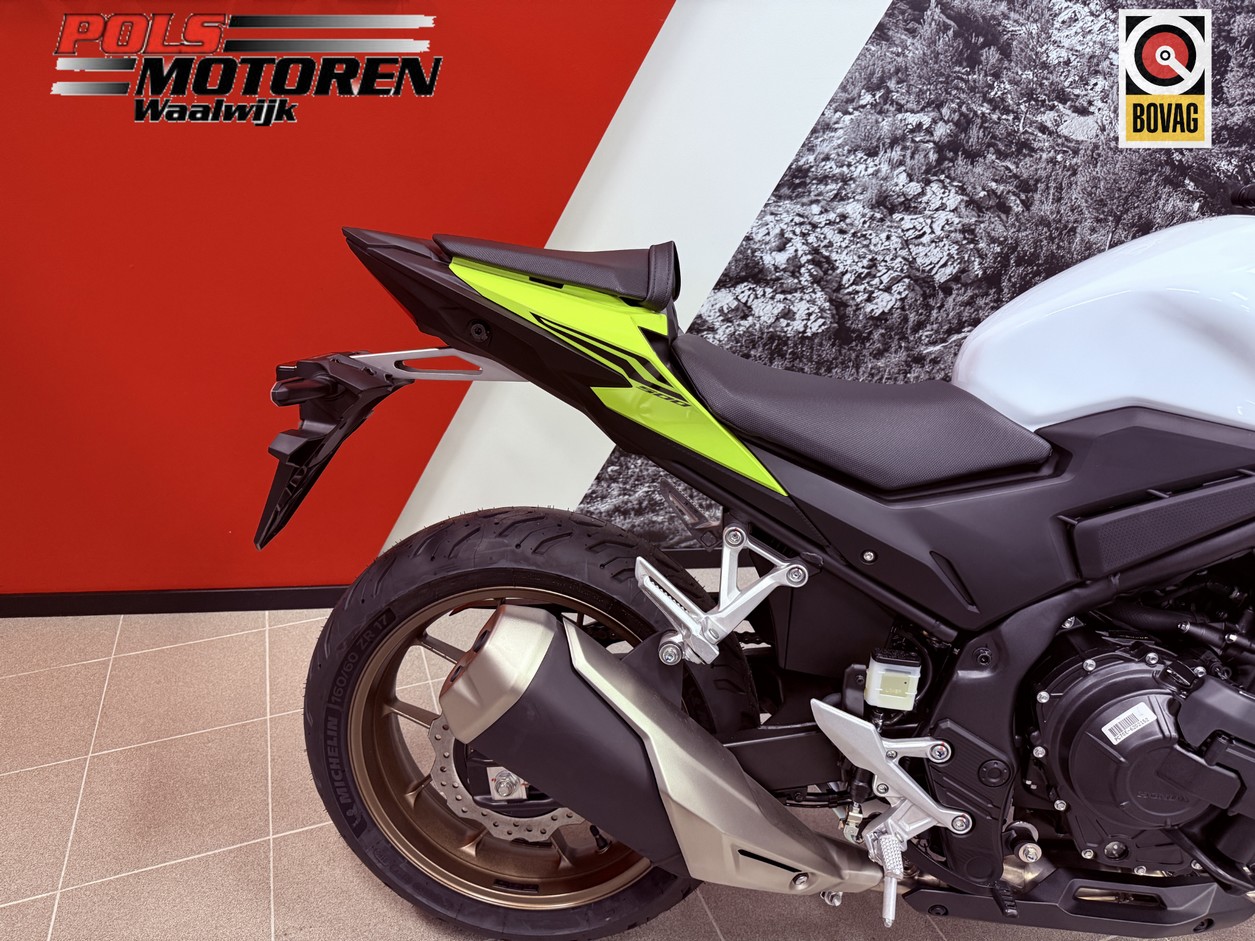 HONDA CB 500 FACT Hornet E-Clutch DE