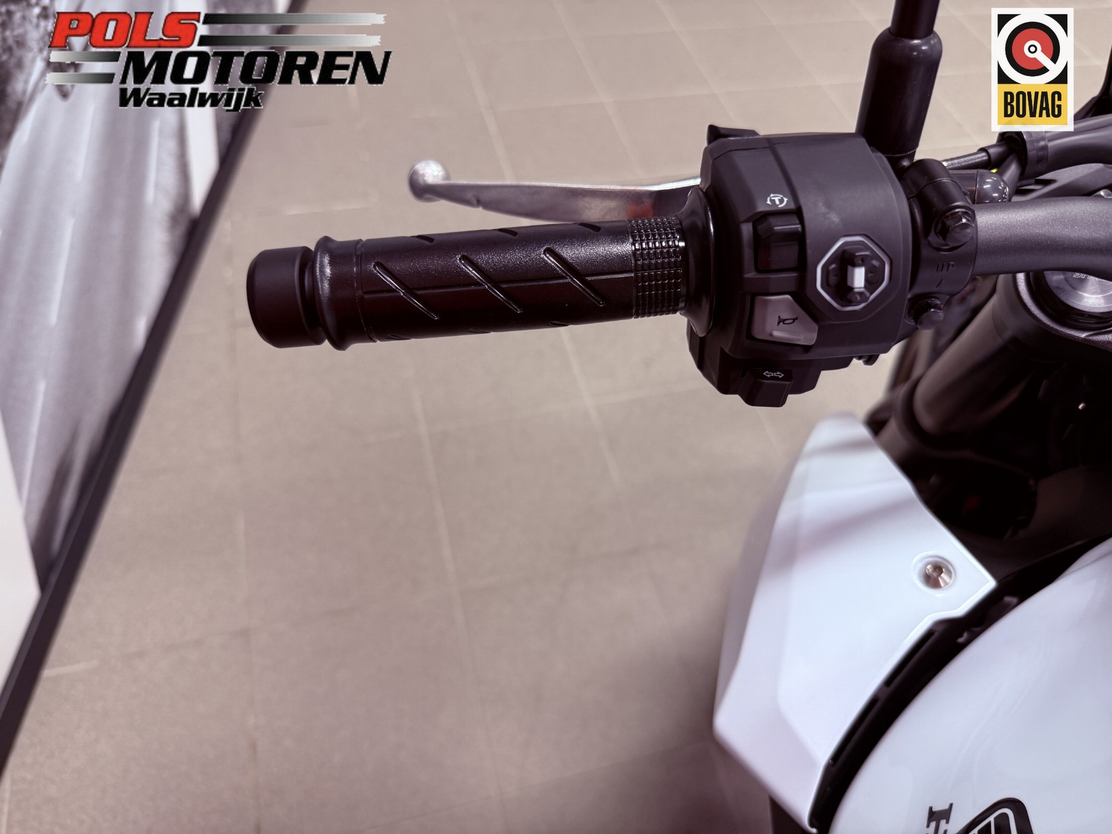 HONDA CB 500 FACT Hornet E-Clutch DE