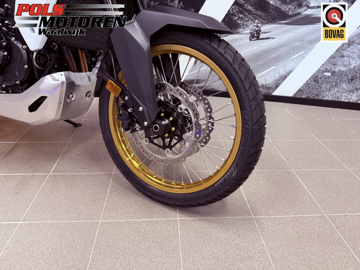 HONDA XL 750 CT TransAlp Ross White
