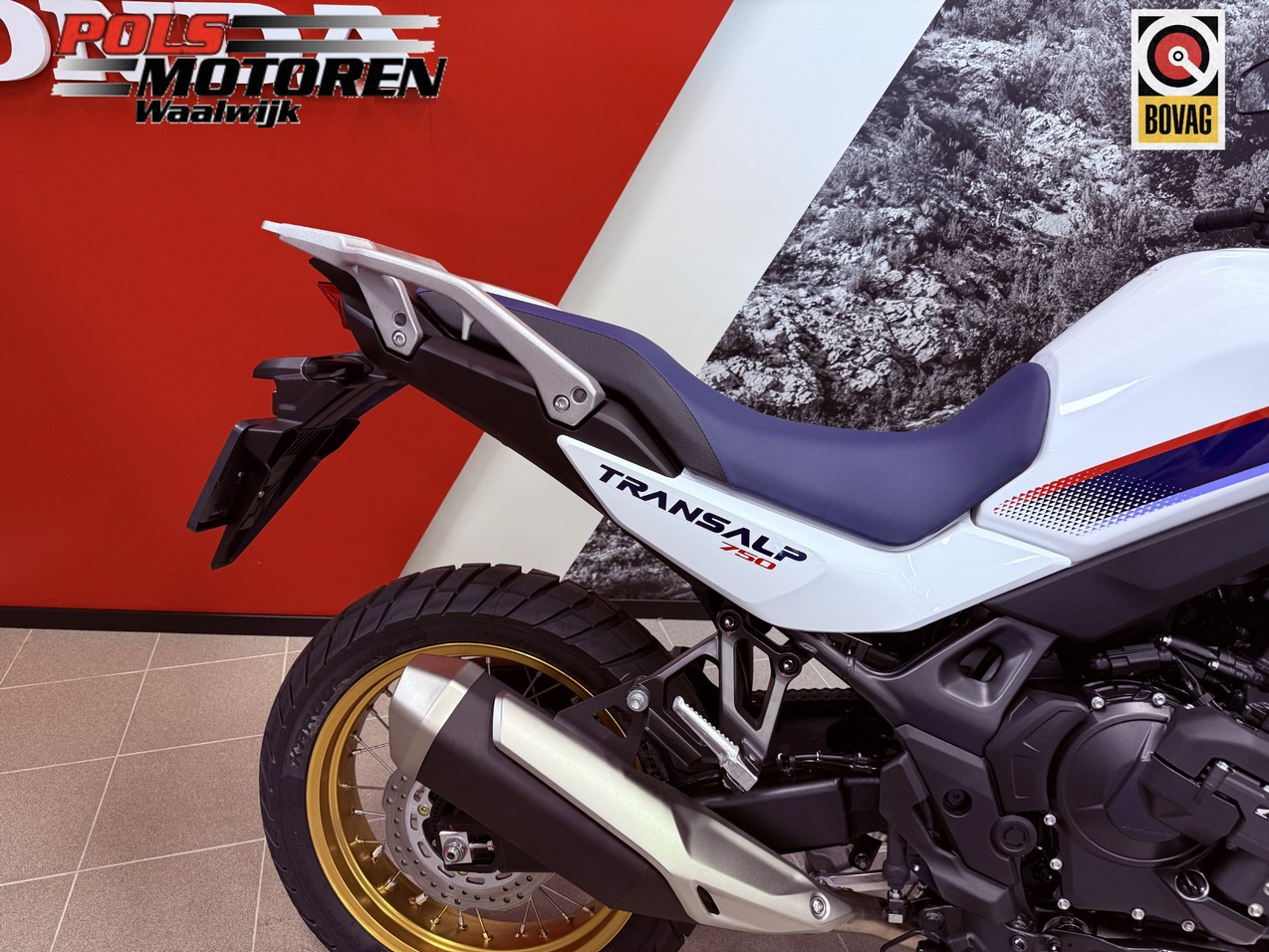 HONDA XL 750 CT TransAlp Ross White
