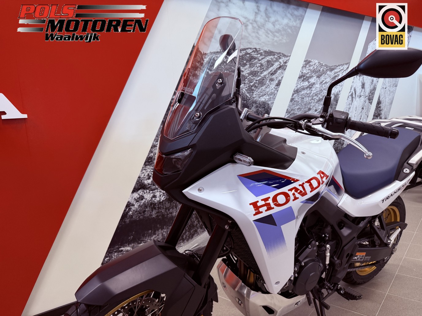 HONDA XL 750 CT TransAlp Ross White