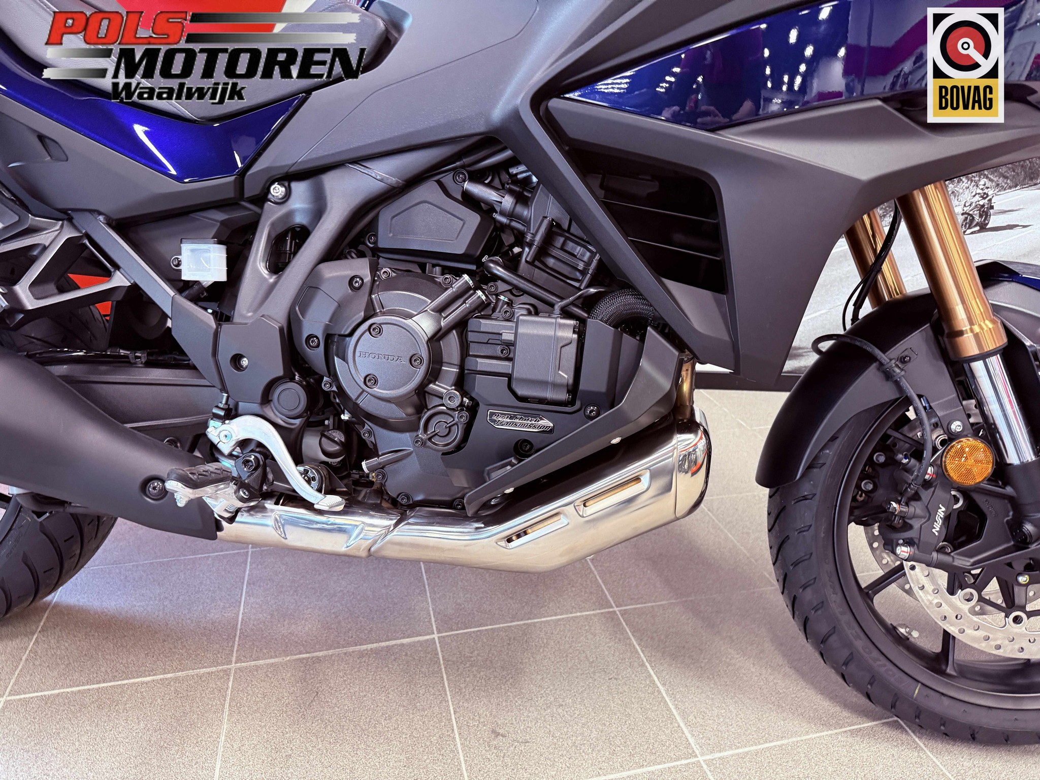 HONDA NT 1100 DET DCT - E-Suspension