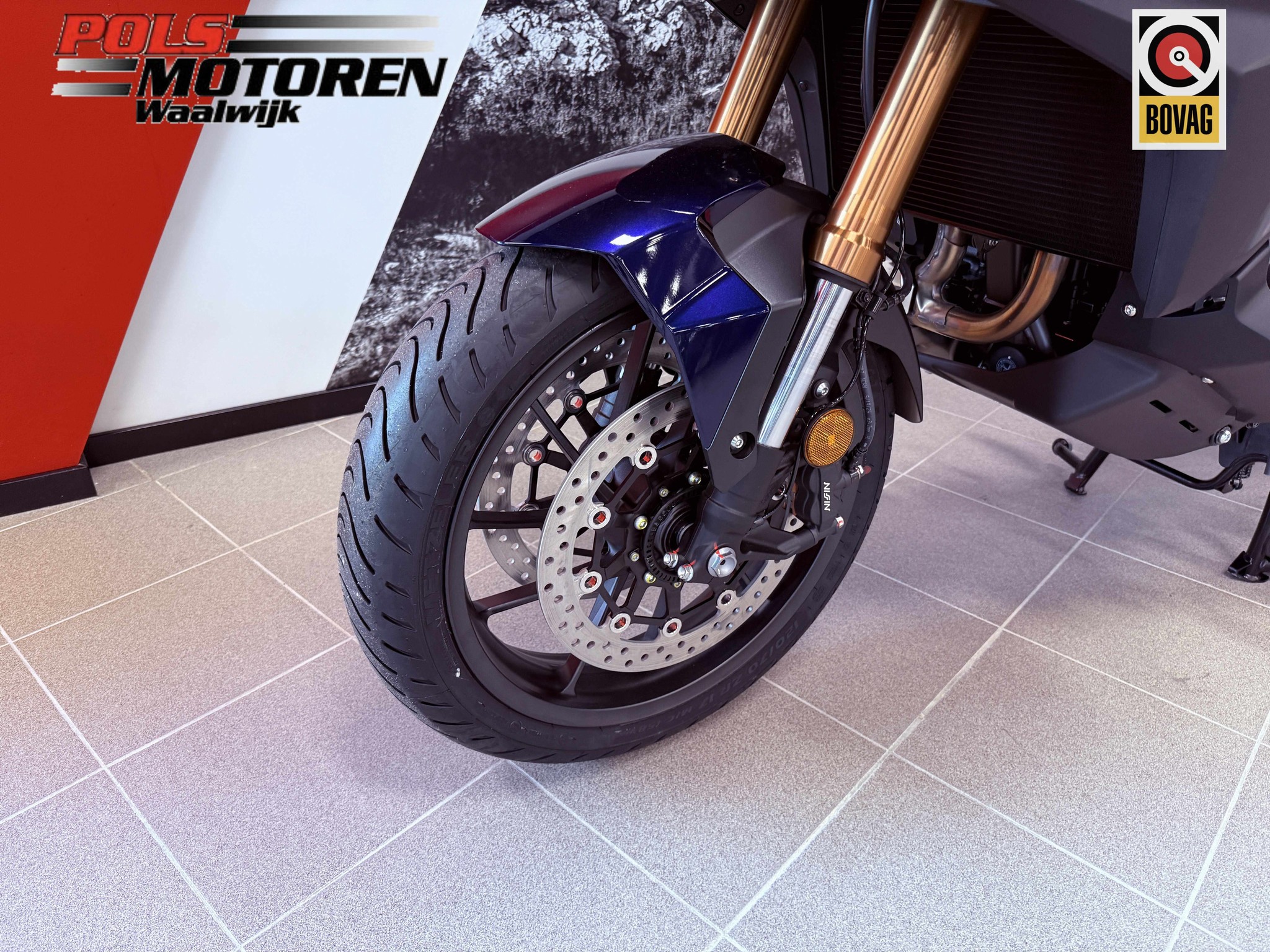 HONDA NT 1100 DET DCT - E-Suspension