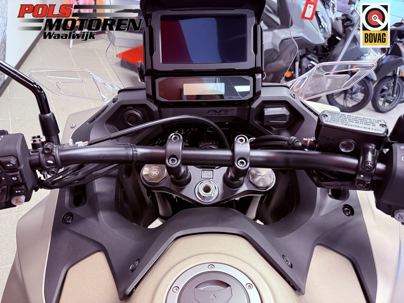 HONDA NT 1100 AT MT