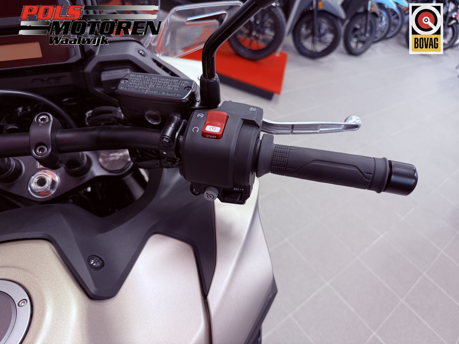 HONDA NT 1100 AT MT