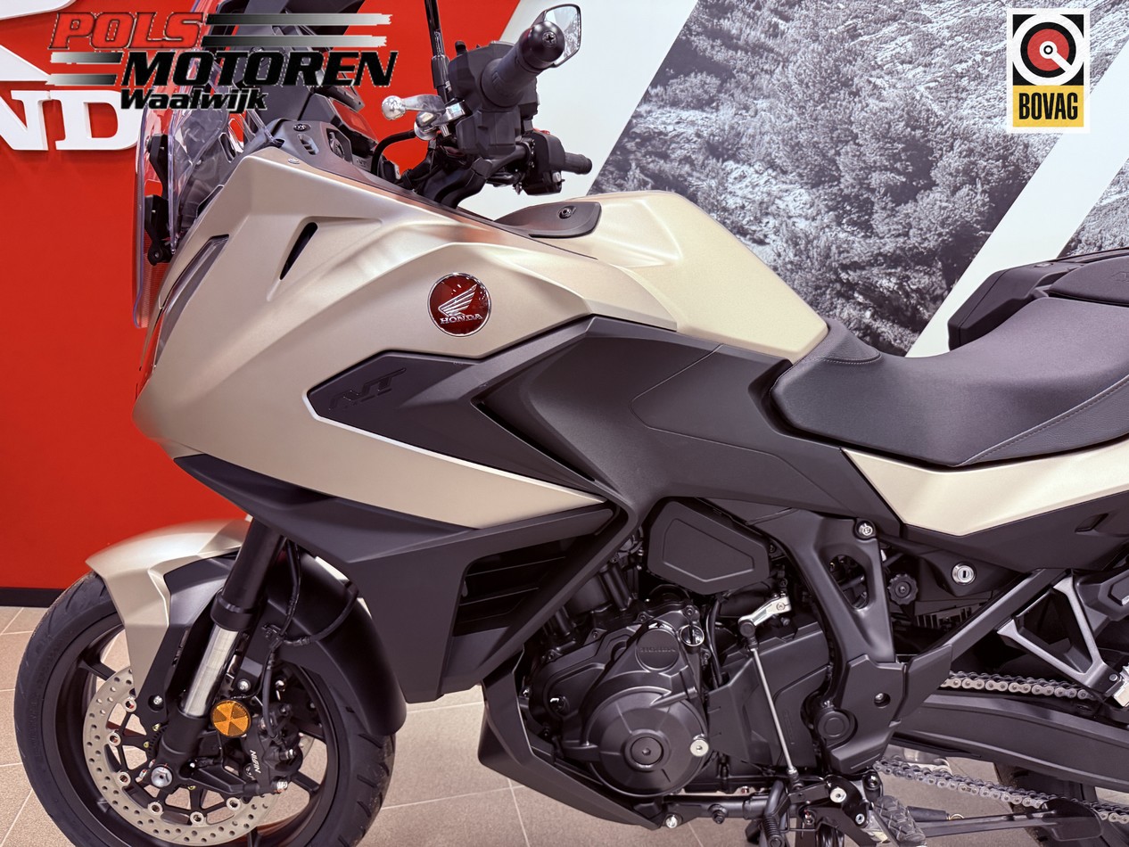 HONDA NT 1100 AT MT