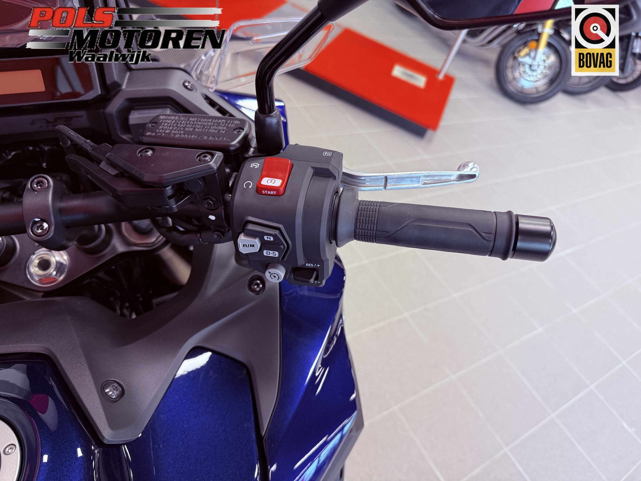 HONDA NT 1100 DET DCT - E-Suspension