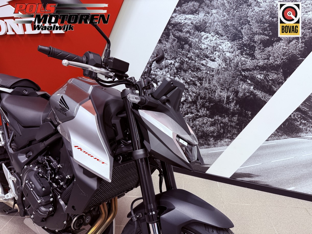 HONDA CB 750 ACT Hornet E-Clutch