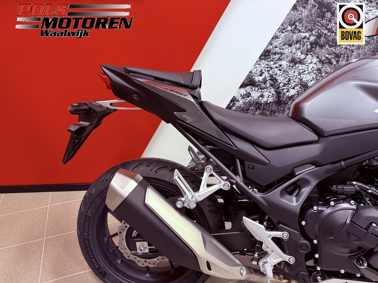 HONDA CB 750 ACT Hornet E-Clutch