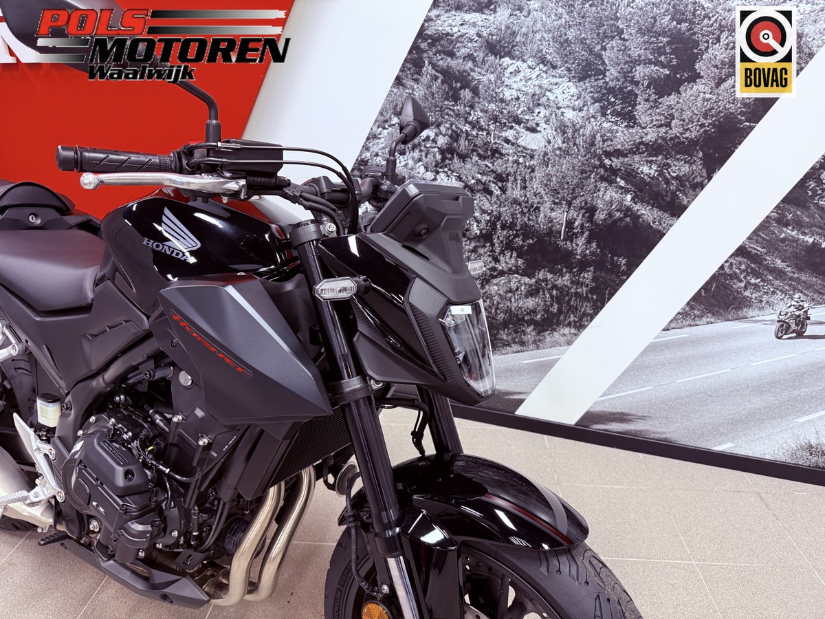 HONDA CB 500 FACT Hornet E-Clutch