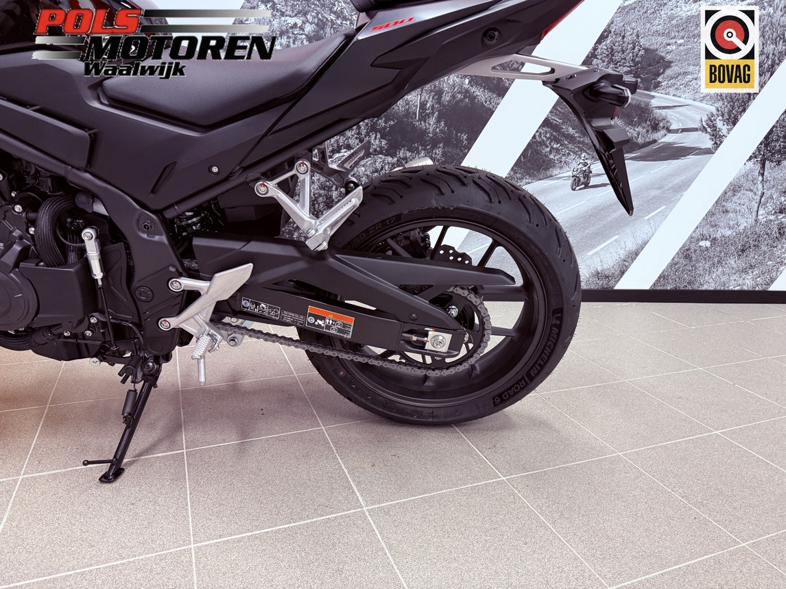 HONDA CB 500 FACT Hornet E-Clutch