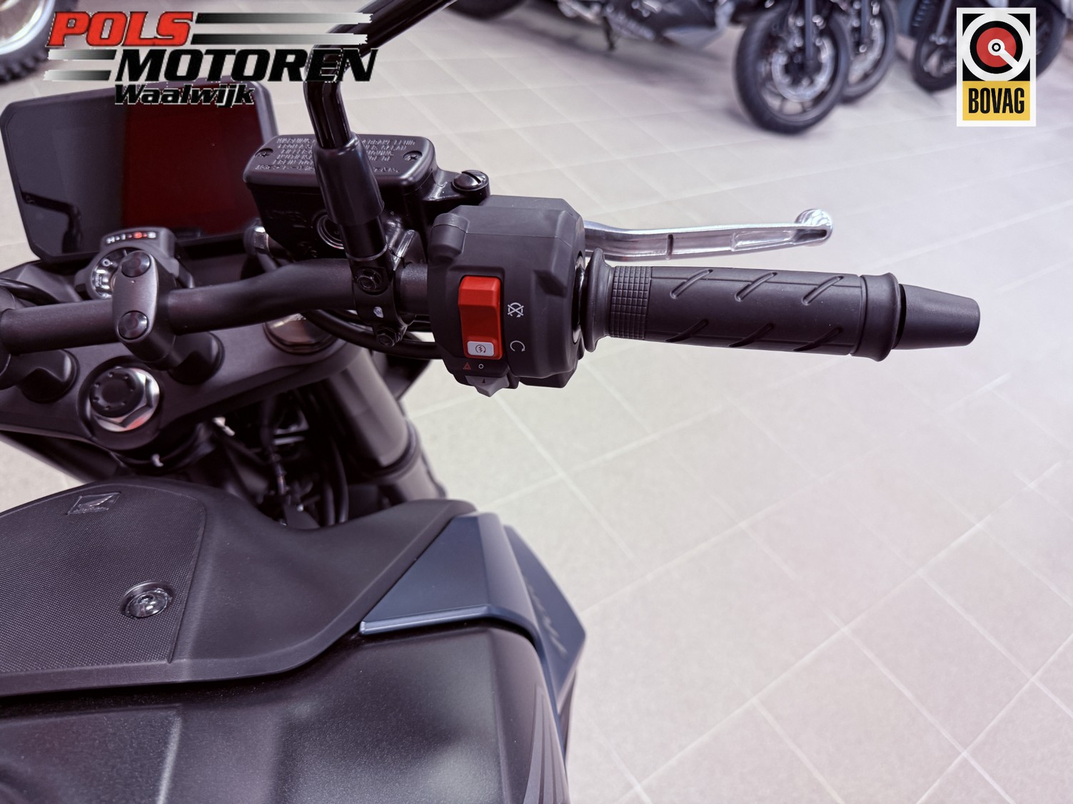 HONDA CB 750 ACT Hornet E-Clutch
