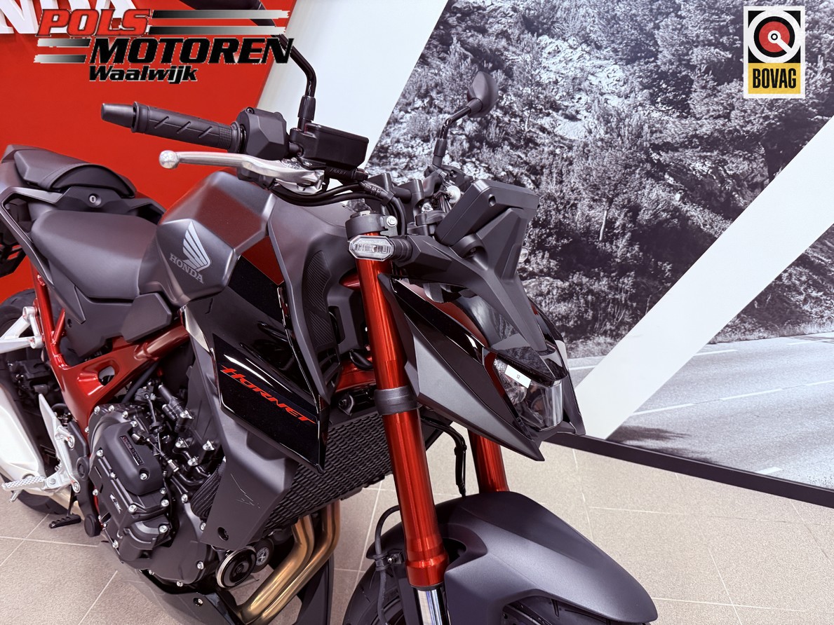 HONDA CB 750 ACT Hornet E-Clutch