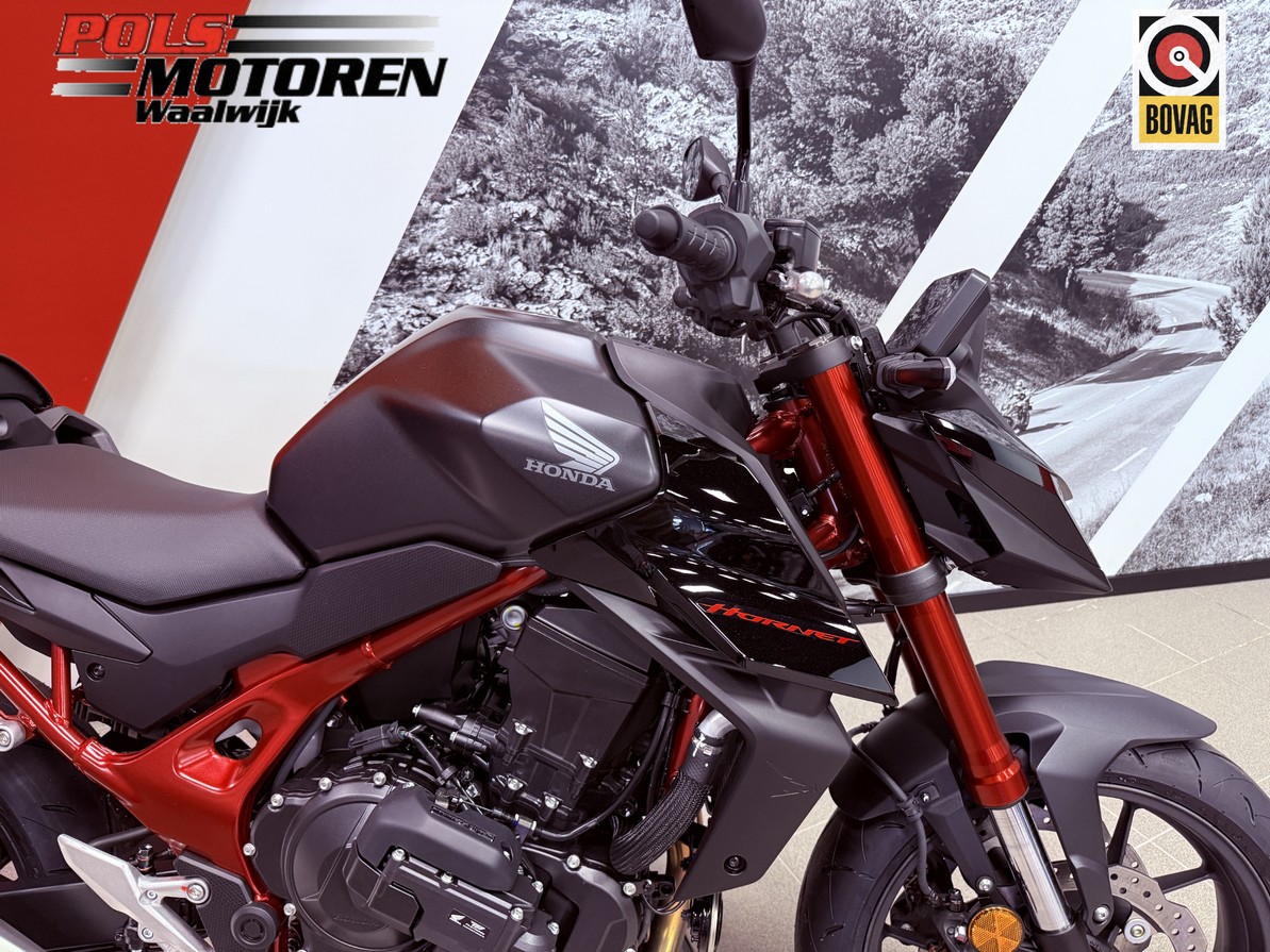 HONDA CB 750 ACT Hornet E-Clutch