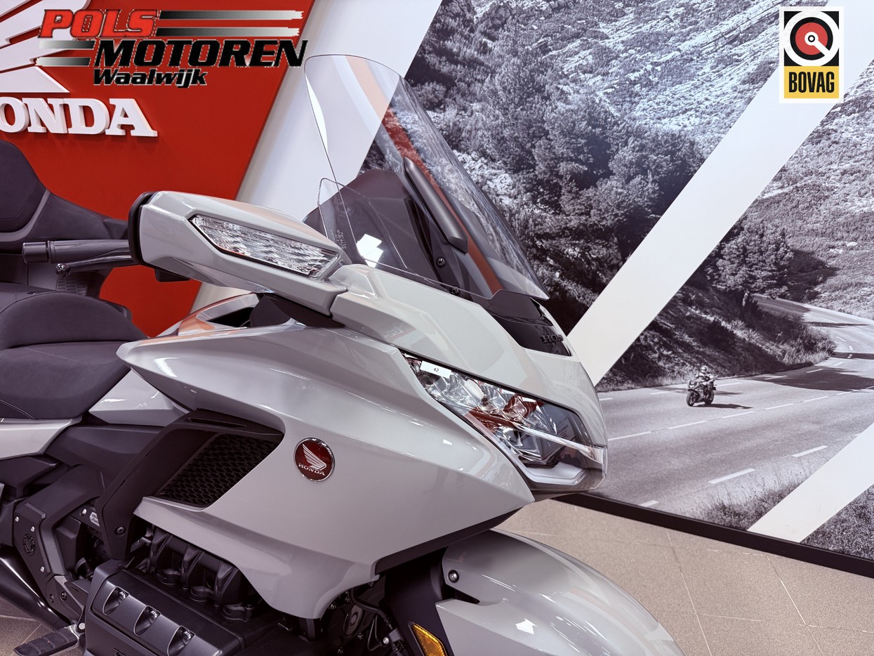HONDA GL 1800 DAT Goldwing Tour Delu