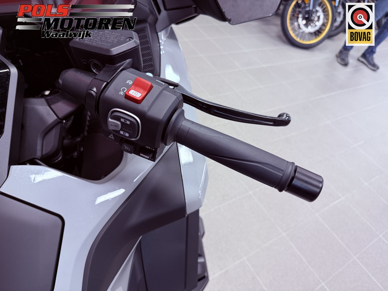 HONDA GL 1800 DAT Goldwing Tour Delu