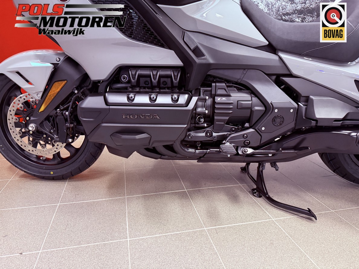 HONDA GL 1800 DAT Goldwing Tour Delu