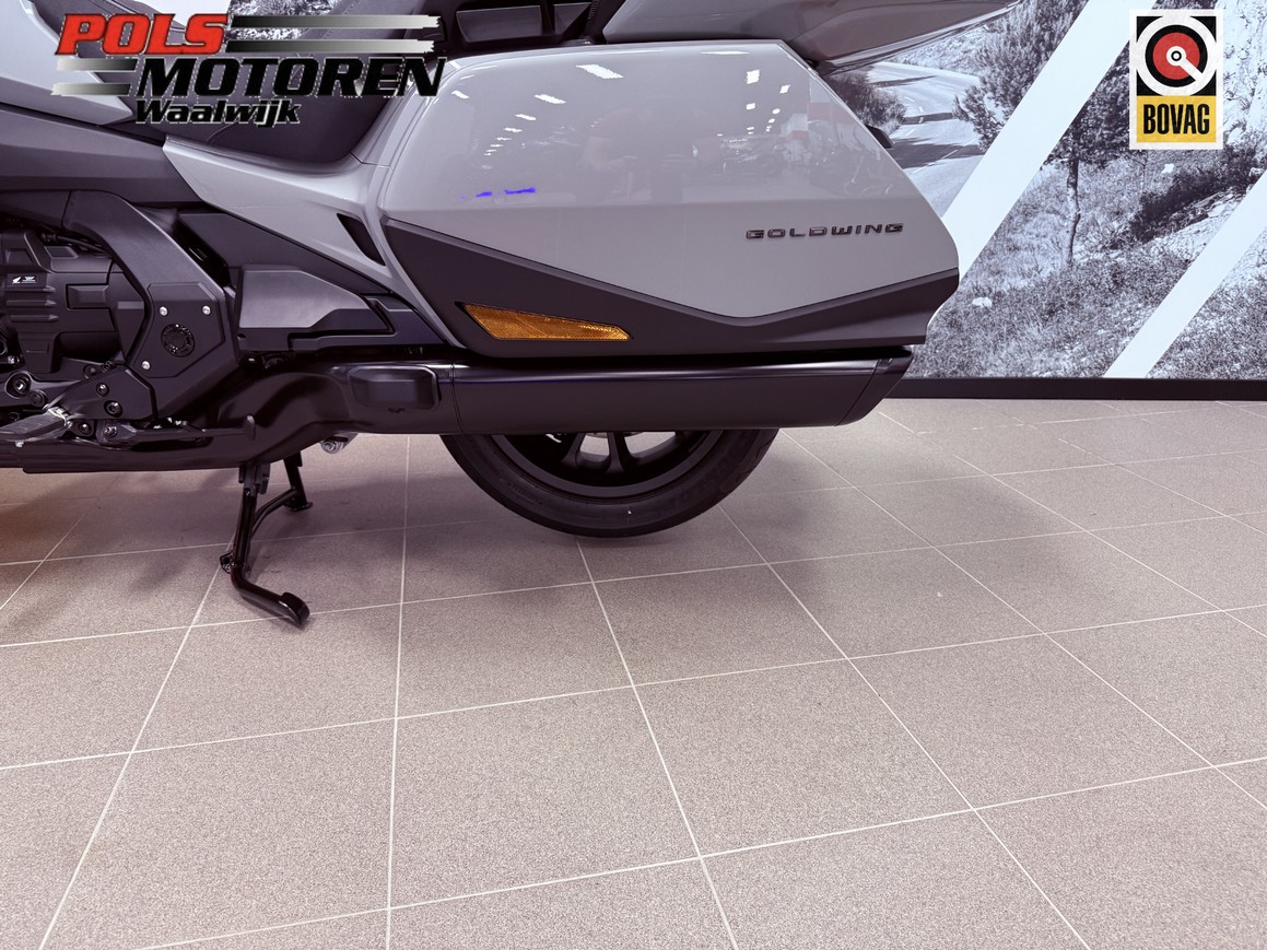 HONDA GL 1800 DAT Goldwing Tour Delu