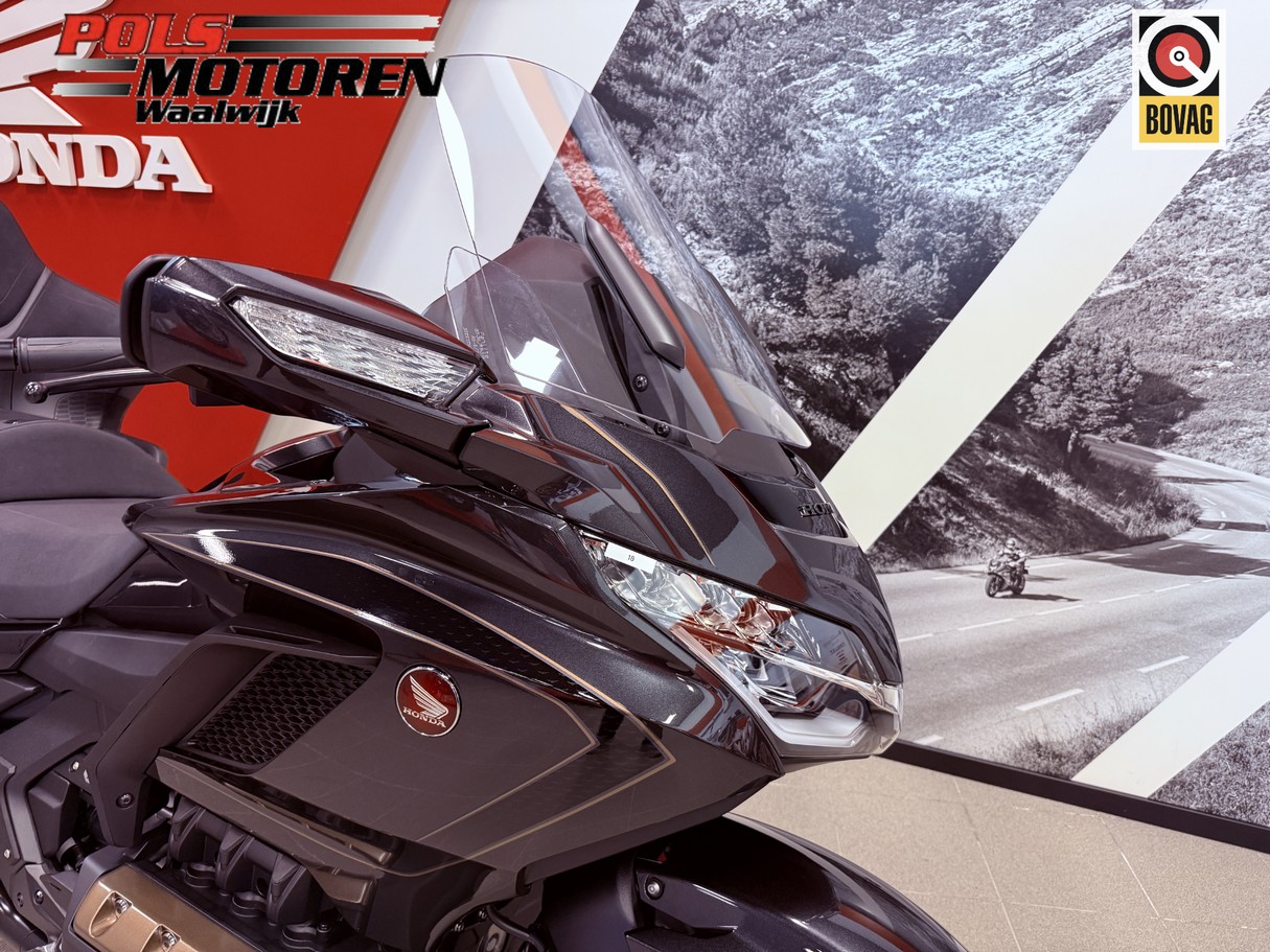 HONDA GL 1800 DAT Goldwing Tour Delu